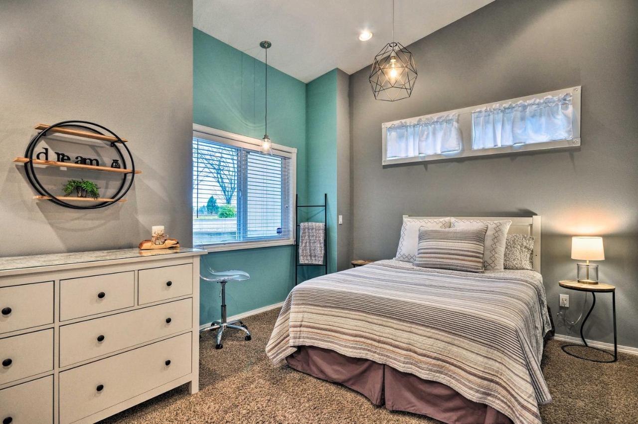 הוילה Boring Cute And Cozy Pdx Area Townhouse 31 Mi To Mt Hood! מראה חיצוני תמונה